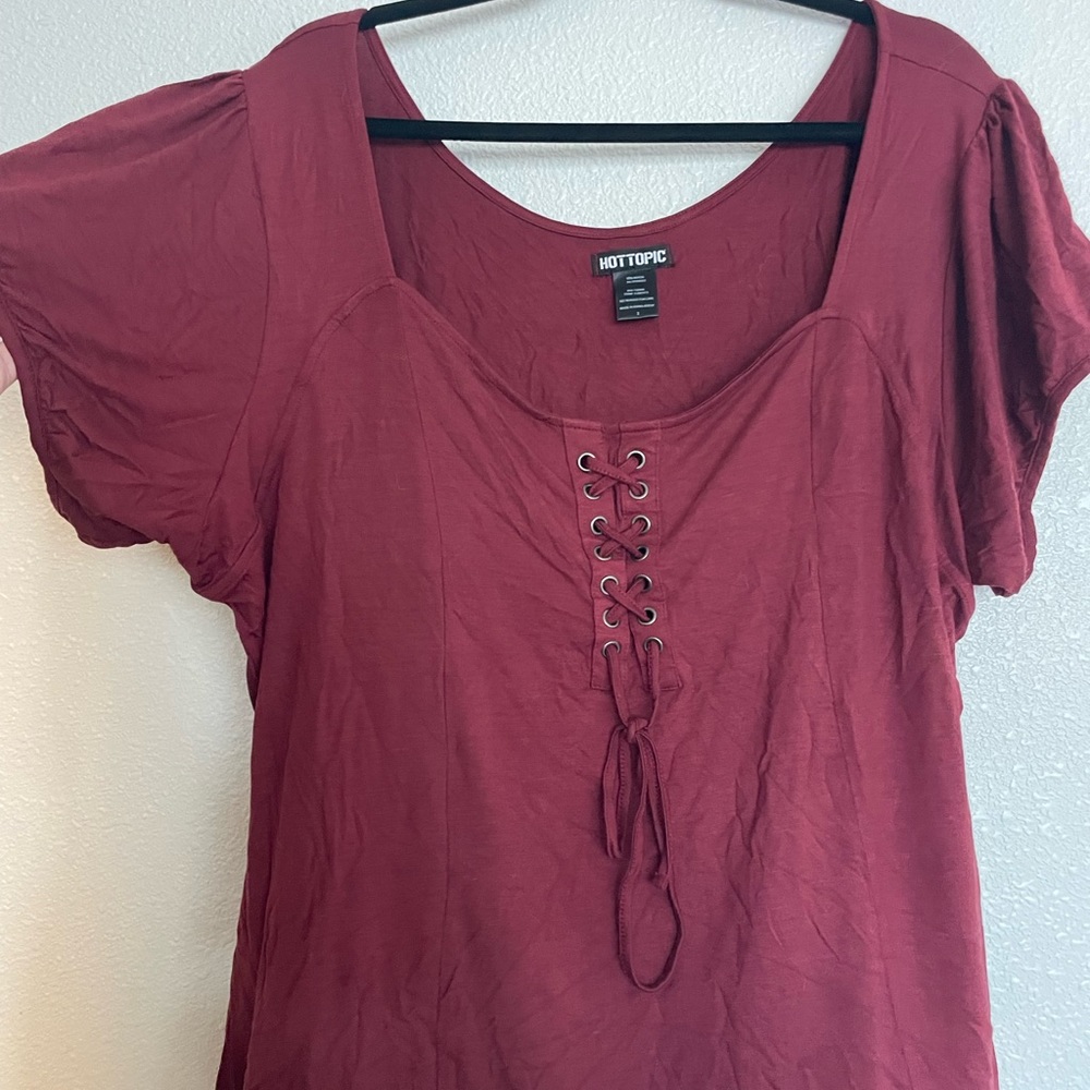 Red blouse - Picture 6 of 6